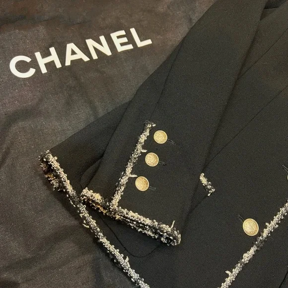 Chanel Jacket - Picture 7 of 7